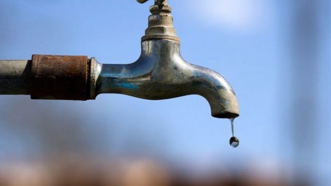 falta agua