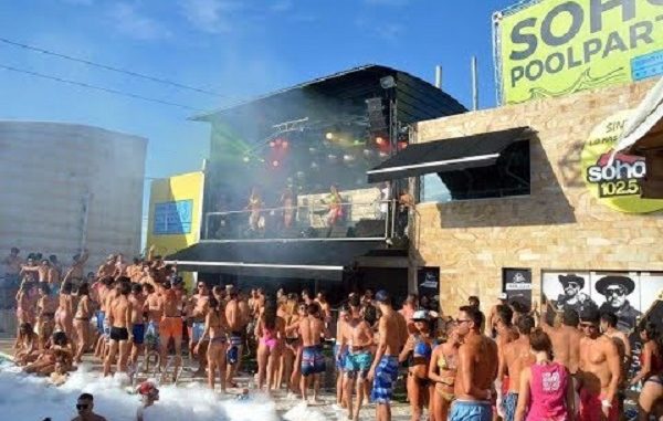 fiesta pileta